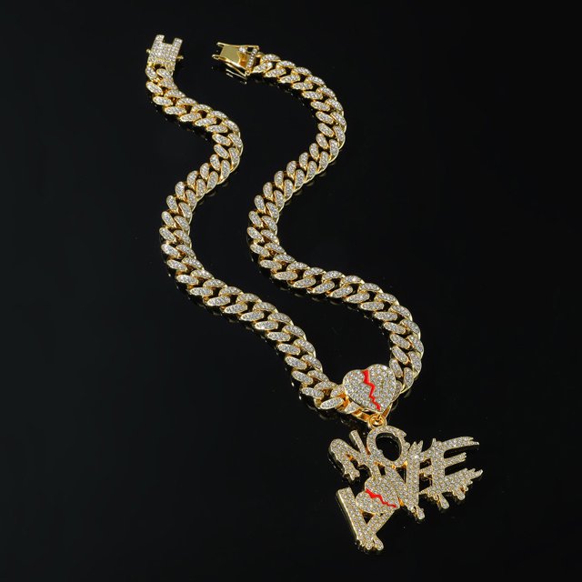 Colgante de cadena de clavícula para hombre con letras del alfabeto empalmadas con diamantes estilo hip hop, collar con letras cubanas y rompecorazones