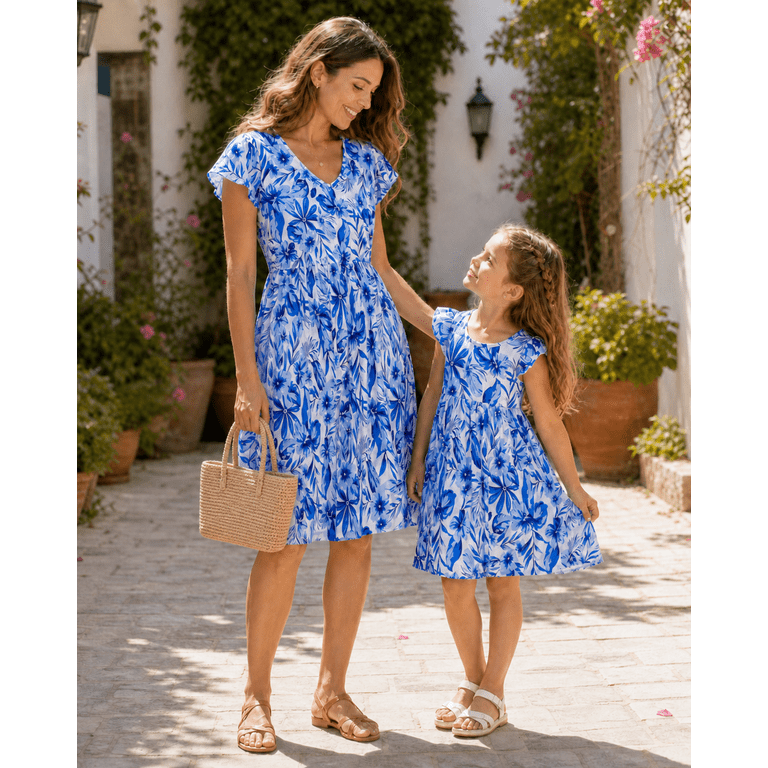 midi dress family photos Nursing dresses and tops for fall family photos Nursing Queen