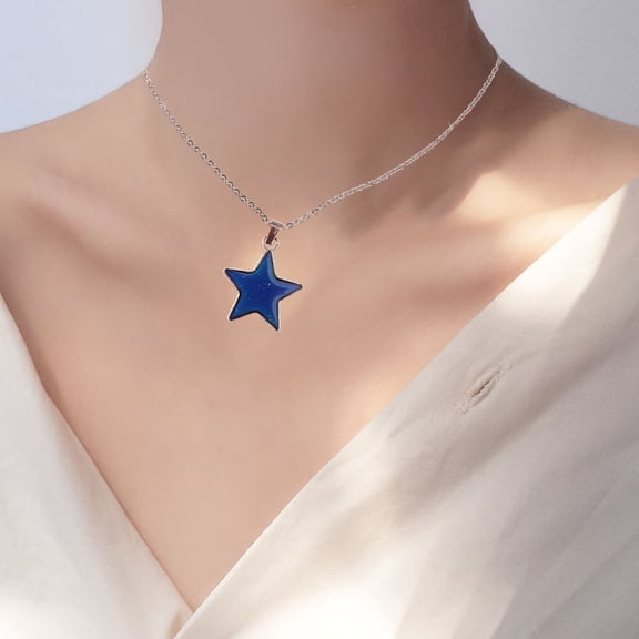 OFFIGAM Star Mood Necklace with Color Changing Pendant, Elegant Design, Perfect Gift for Women and Teens