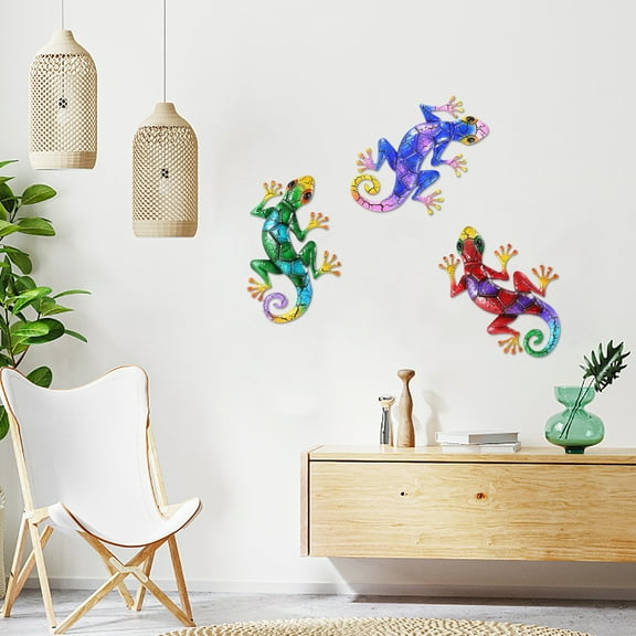 Large Metal Gecko Wall Decor Set of 2 for Outdoor Wall Art, Patio Fence Garden Wall Hanging Lizard Sculptures with Hooks (Red & Green)