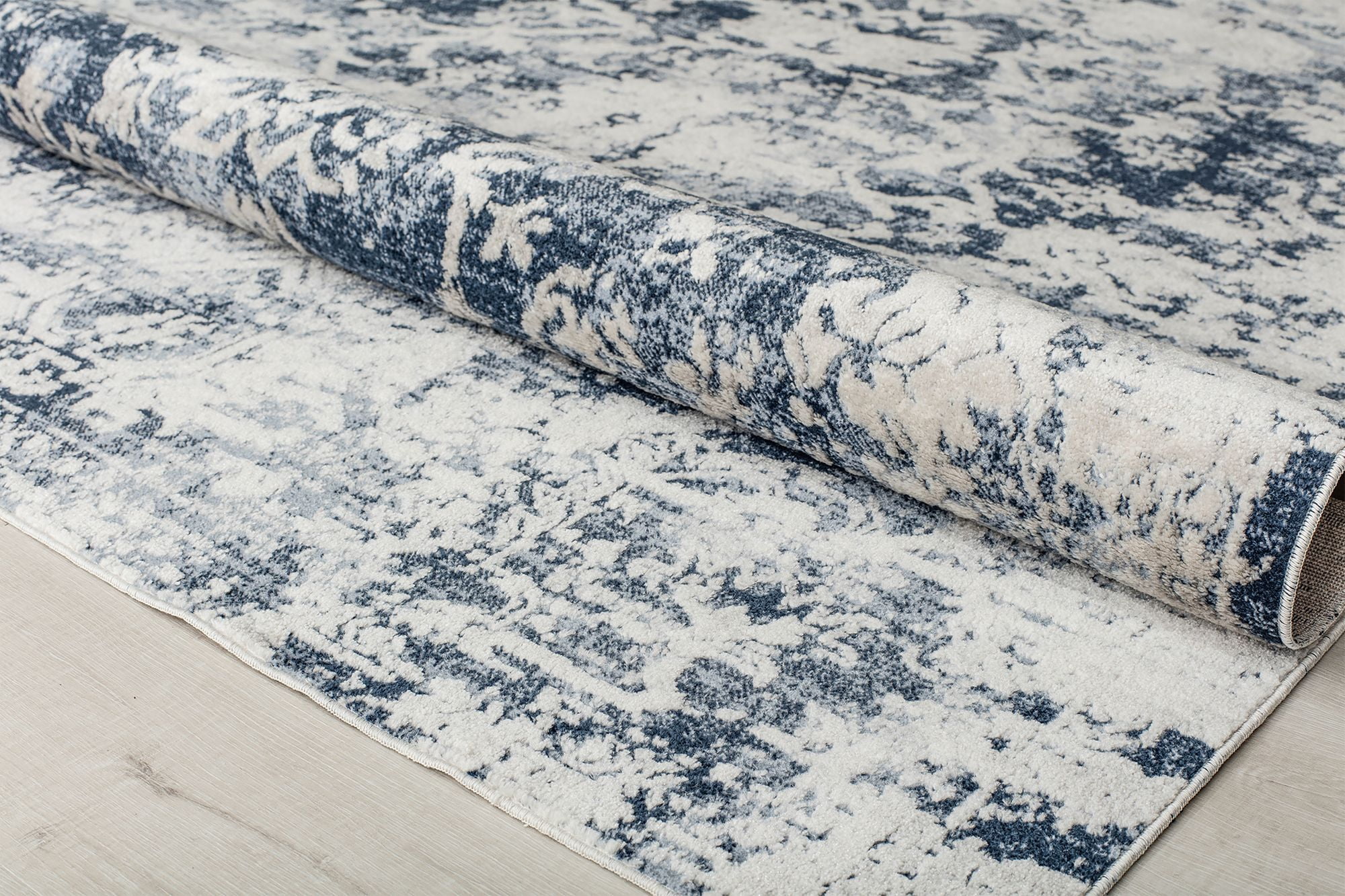 Rugs America Preston PS55A Monterey Blue Transitional Vintage Blue Area Rug, 2'6" x 4'