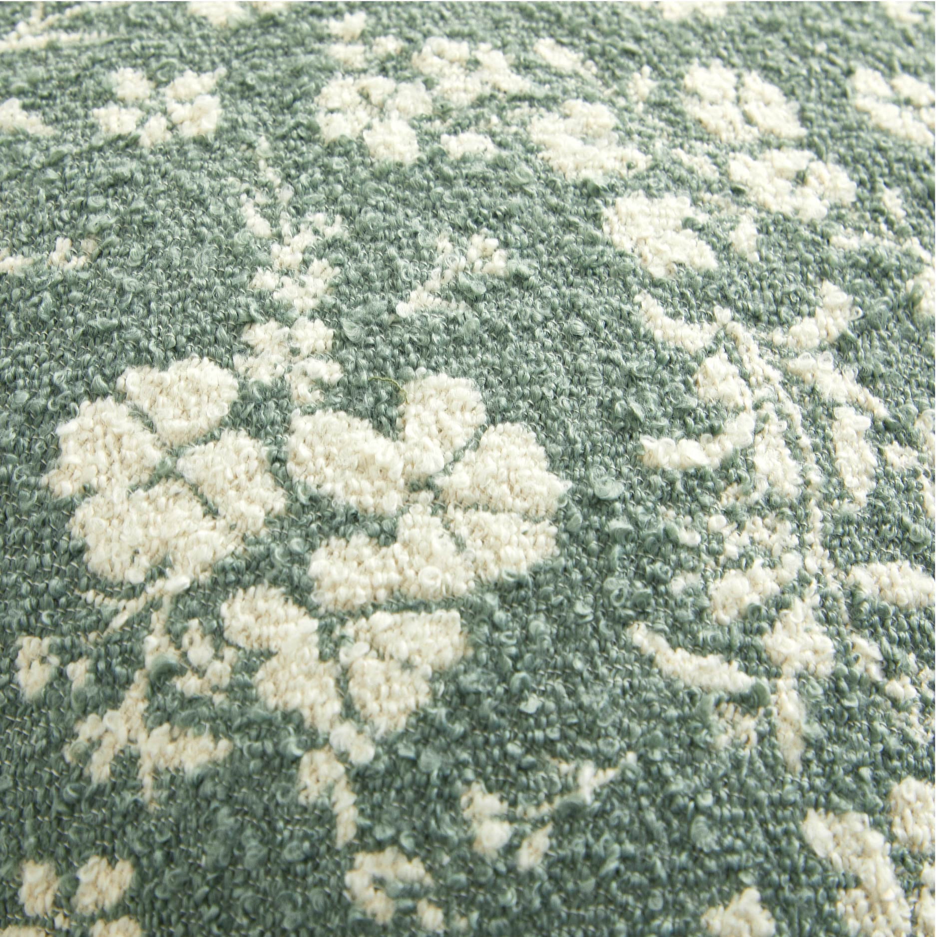 The Pioneer Woman Green Daisy Bouclé Decorative Pillow, 20 in x 20 in