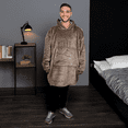 thumbnail image 4 of Sudadera cobija oversize con capucha unitalla y unisex color café Claro, 4 of 6