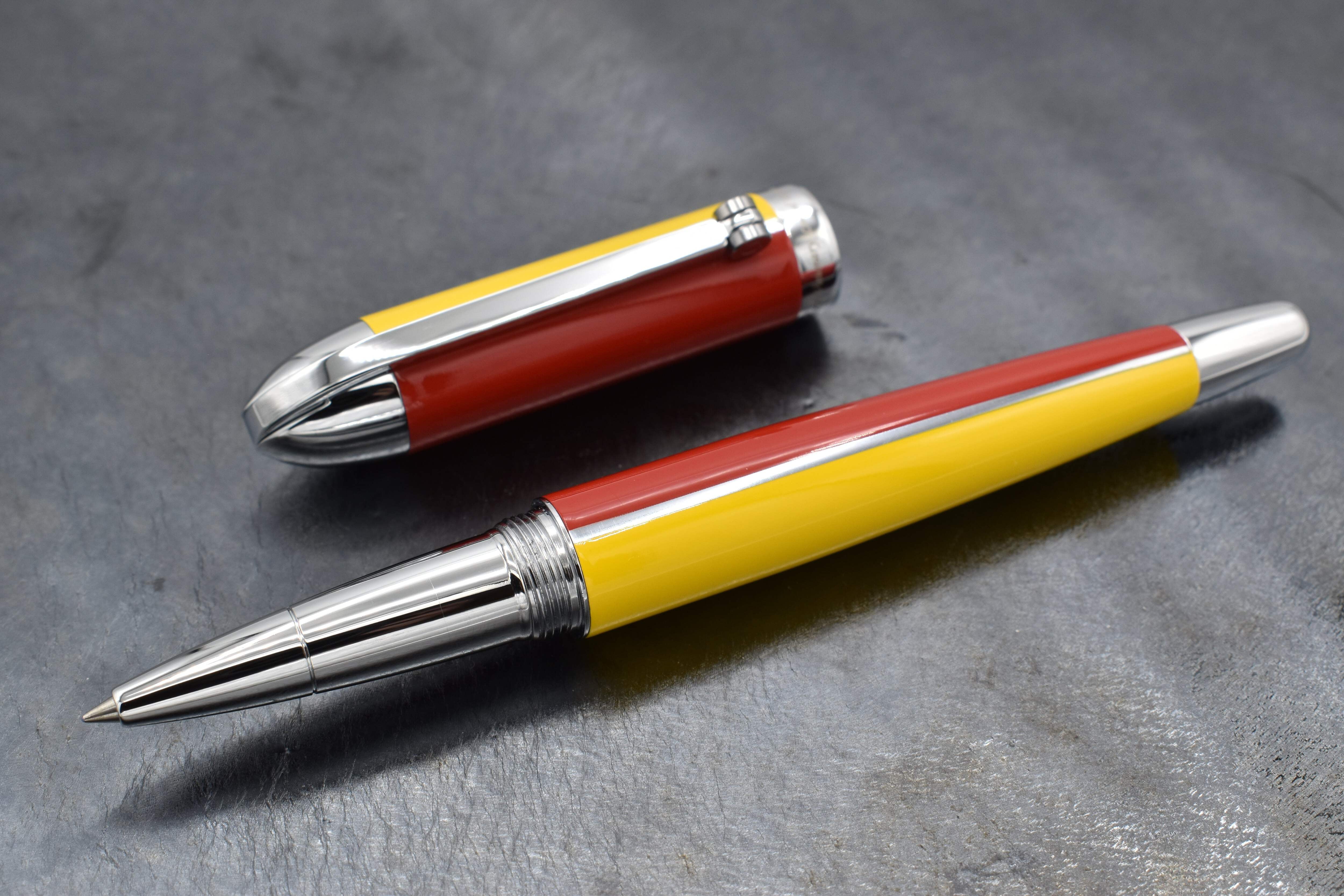 Xezo Xezo Visionary® Brass  Aluminum Enameled Rollerball Pen - Aspen Gold / Red