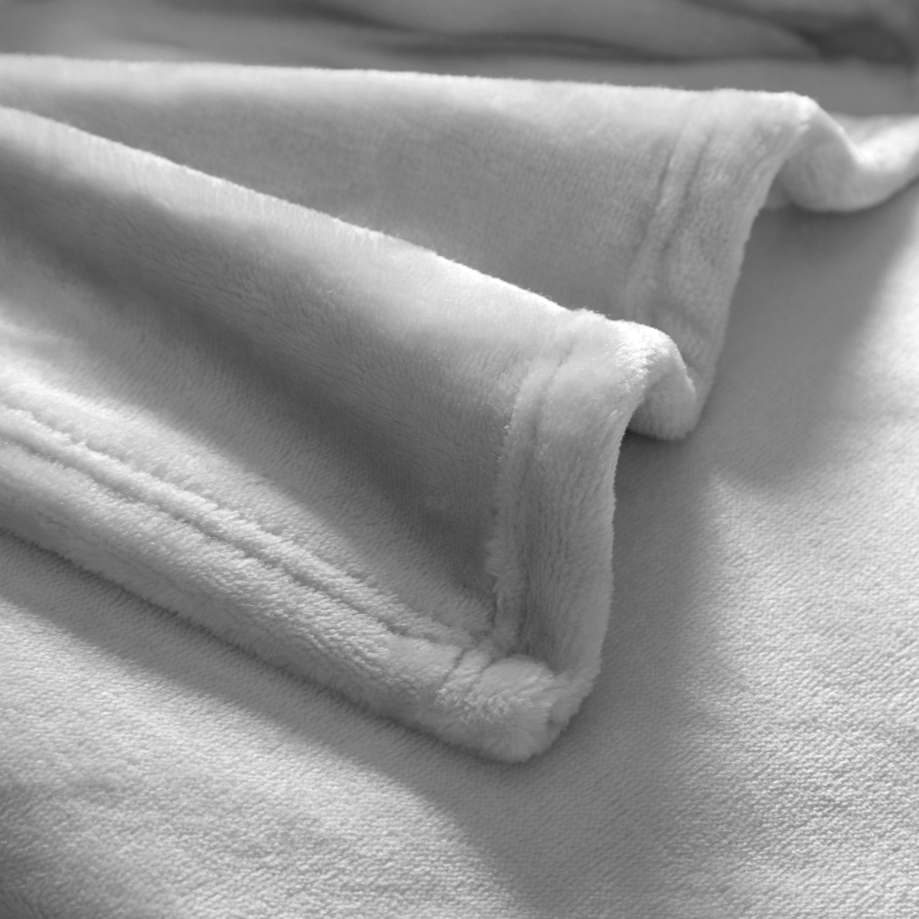 Serta So Huge Oversized Fleece Blanket, 10 Feet x 10 Feet, Grey