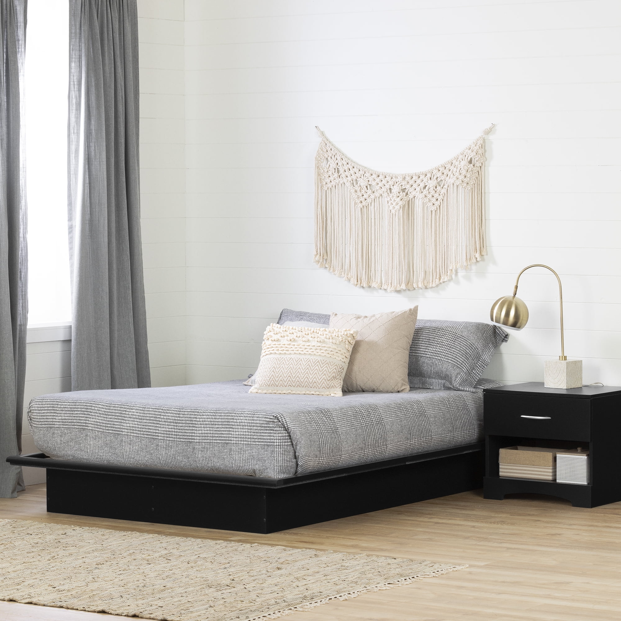 South Shore Step One Queen Platform Bed with Moulding - Contemporary Design, in Pure Black