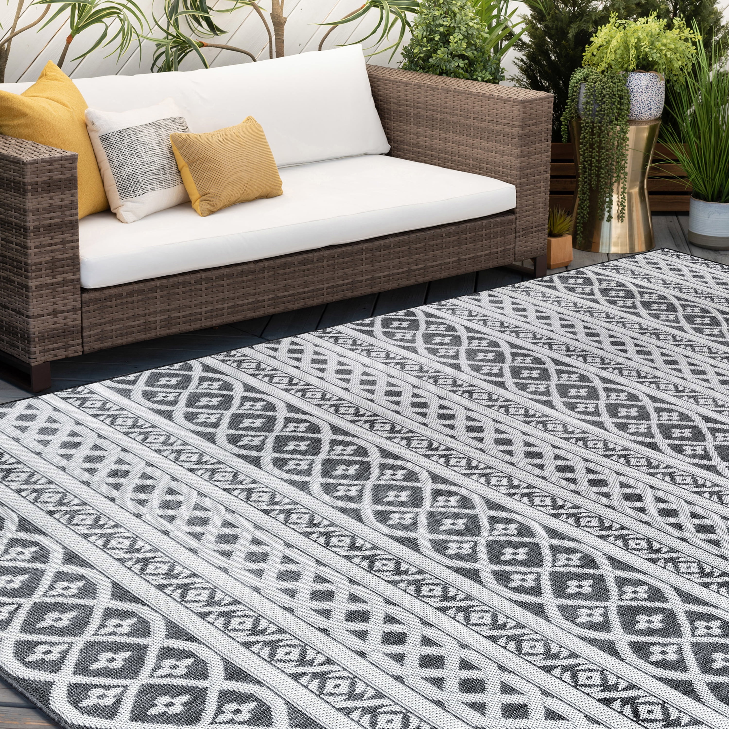 8ft Round Water Resistant, Large Indoor Outdoor Rugs for Patios, Front Door Entry, Entryway, Deck, Porch, Balcony | Outside Area Rug for Patio | Charcoal, Stripe | Size: 7'11'' Round