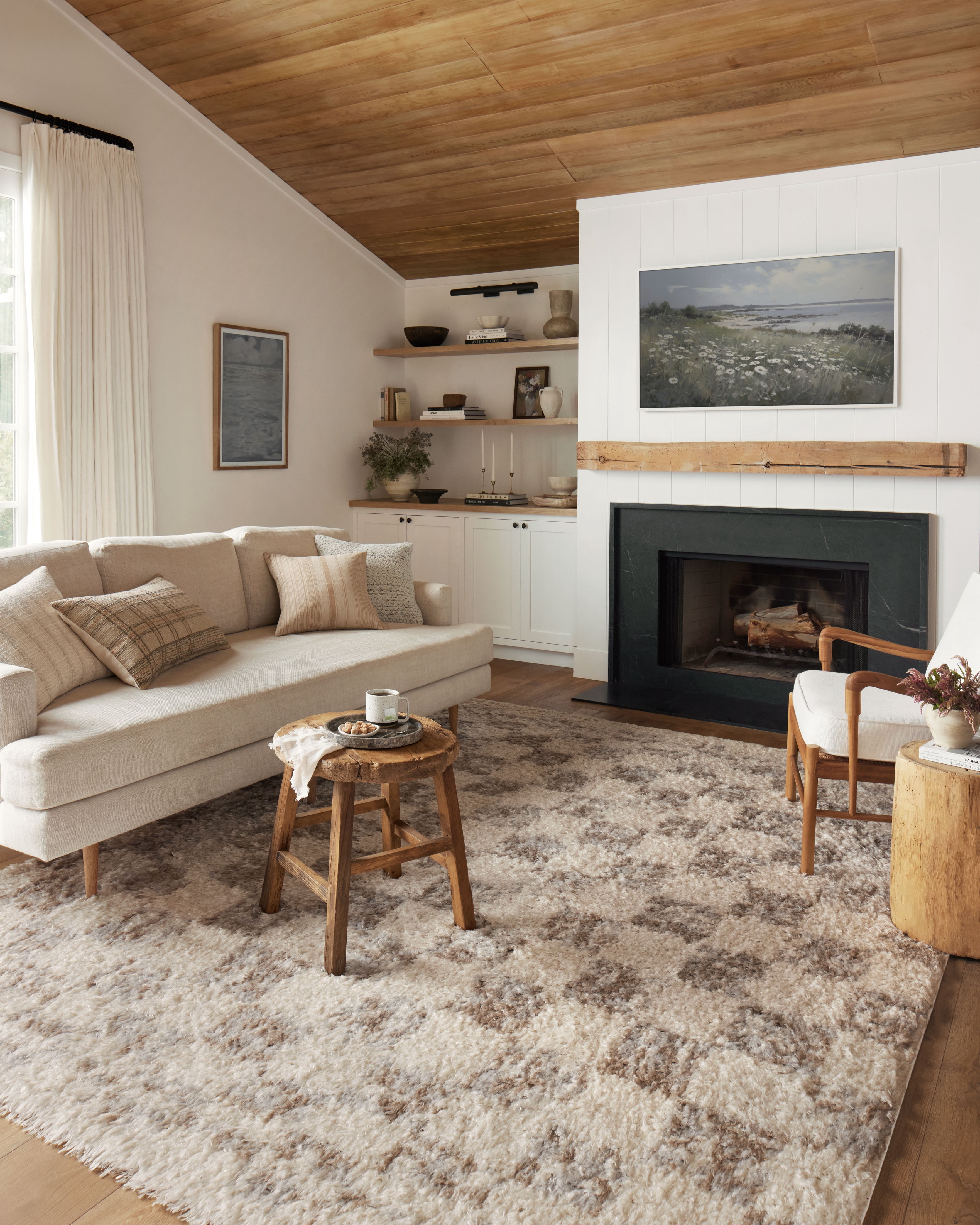 Angela Rose x Loloi Amira Ivory / Pebble 2'-3" x 4'-0" Accent Rug