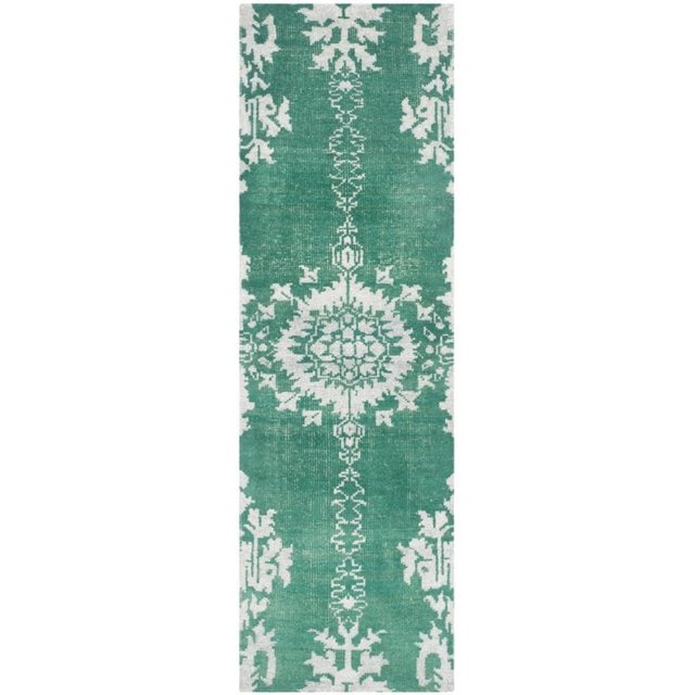 Safavieh Stone Wash 2'6" X 6' Hand Knotted Rug in Emerald