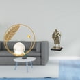 thumbnail image 2 of Escultura De Caballero De La Bola De Cristal, Figura Metálica, Adorno De Escritorio Para Interiores, Estatua, Soporte, Estilo Europeo, Creativo, Decorativo, Entrada, Sala De Estar, Hogar,, 2 of 8