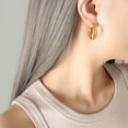 thumbnail image 2 of Pendientes en forma de U, pendientes dobles con personalidad de acero titanio, dorado, 2 of 4