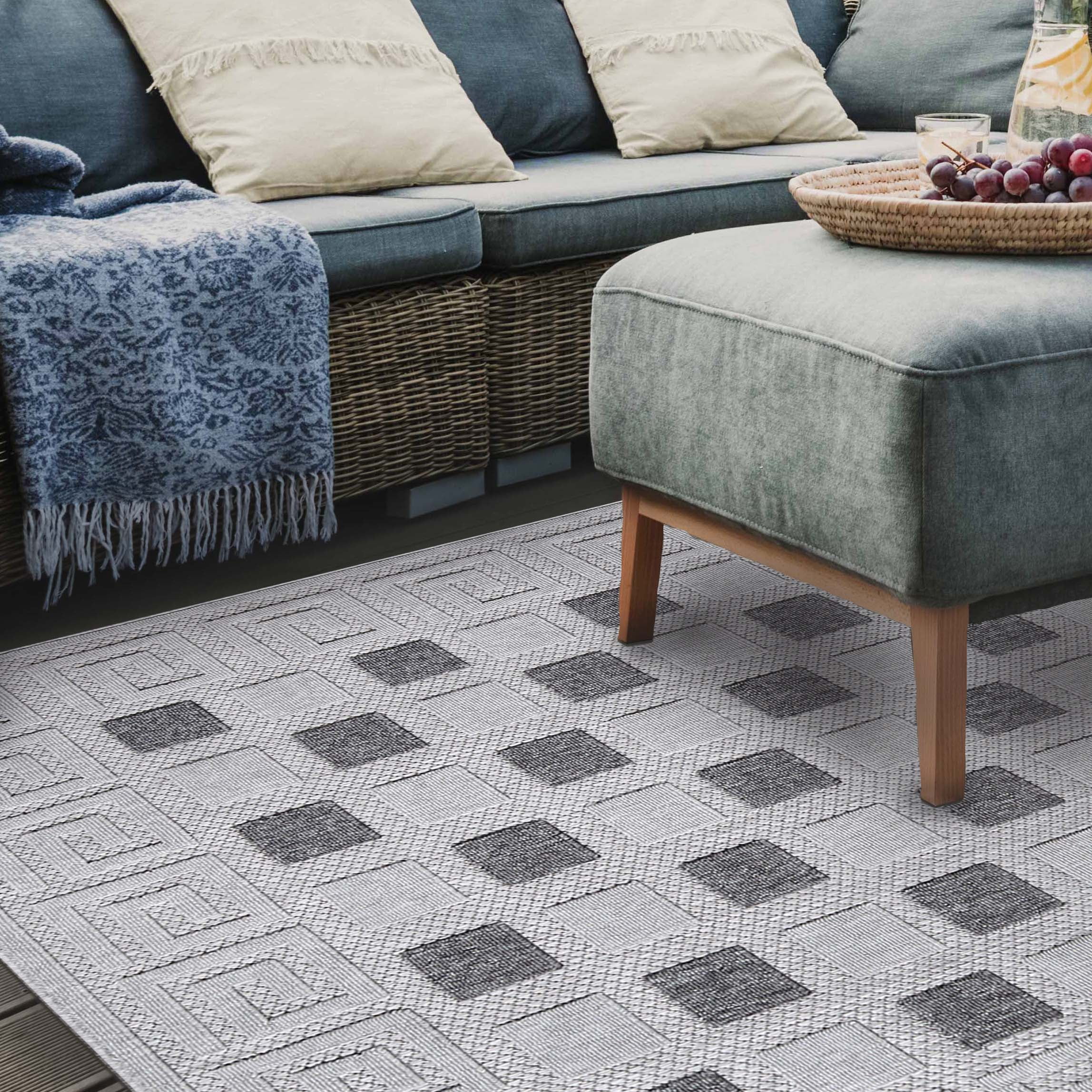 Modern Greek Key Geometric Indoor/Outdoor Area Rug, Gray, 6' x 8' 10"