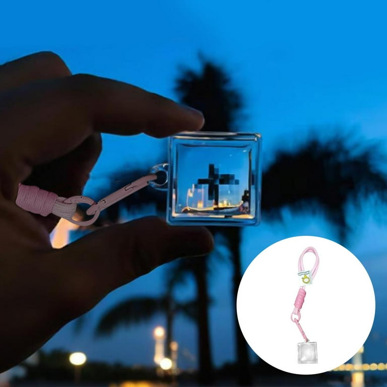 Funny Pixelated Lens for Pixel View Effect – Crystal Pixel Filter