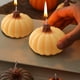 thumbnail image 5 of Vela perfumada de calabaza de Halloween, hecha a mano, vela de calabaza simulada, aromaterapia ambiental elegante, 5 of 5
