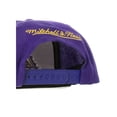 thumbnail image 3 of Gorra SNAPBACK MITCHELL & NESS LOS ANGELES LAKERS morado, 3 of 3