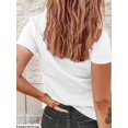 thumbnail image 3 of Camiseta "Mamá" con estampado de trébol de cuatro hojas para el Día de San Patricio: cuello redondo, top informal para diario con gráficos de trébol, camisetas informales, 3 of 6