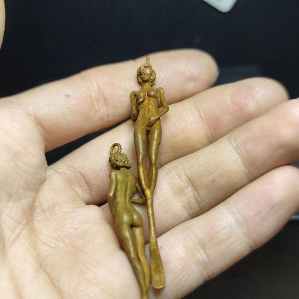 Brass Naked Girl Statue Earpick Keyring Collectible 2 Pcs