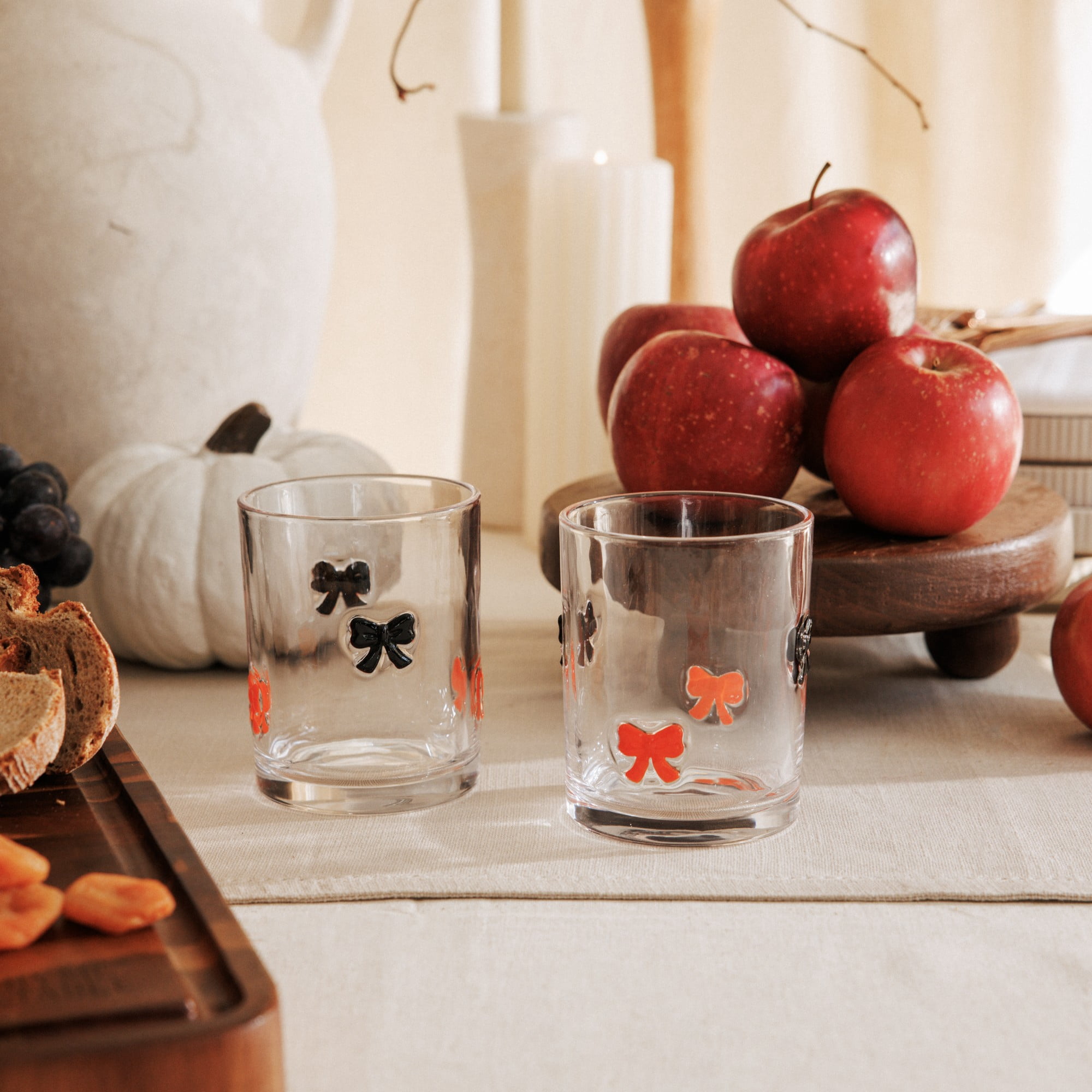 Thyme & Table 12 fl oz Halloween Orange and Black Bow Charm Drinking Glasses, Set of 2