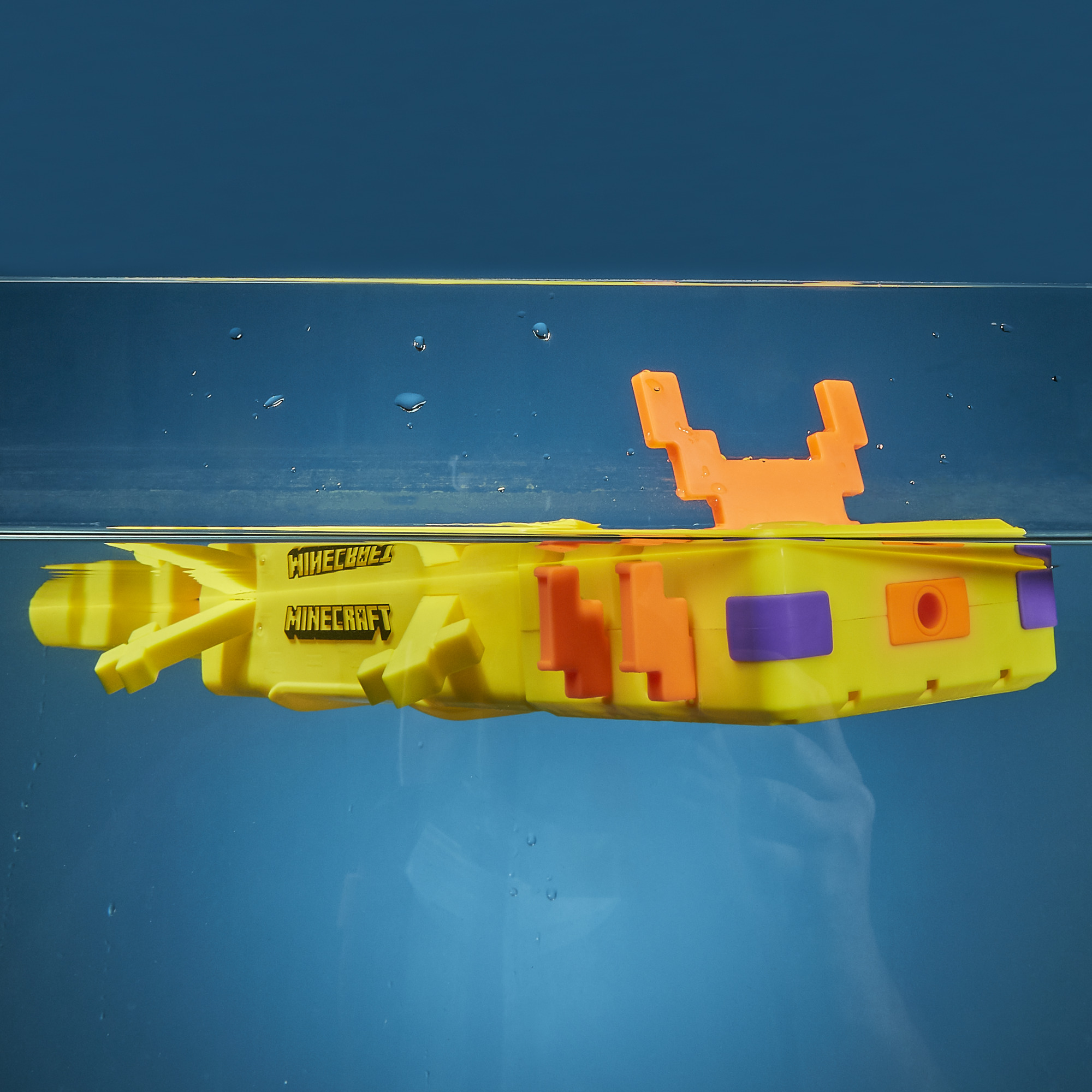 Nerf Super Soaker Minecraft Axolotl Water Blaster photo 3