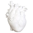 thumbnail image 1 of Escultura de corazón decoración del hogar, estatua de resina de jarrón de corazón, ornamento de escritorio de maceta, escultura de figuras - Blanco 15x10.5x21CM Sunnimix Florero de resina de corazón, 1 of 8