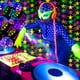 thumbnail image 3 of Artículos de fiesta Skylety Glow in the Dark Neon con globos, 3 of 7