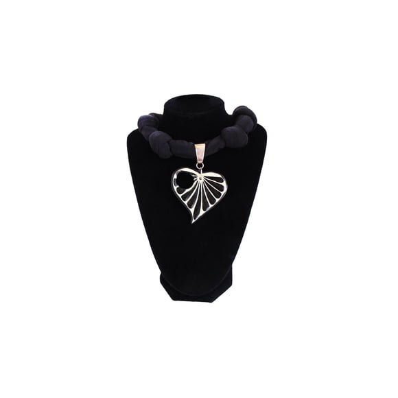 Collar con lickra Alonso Luis Atala Centella