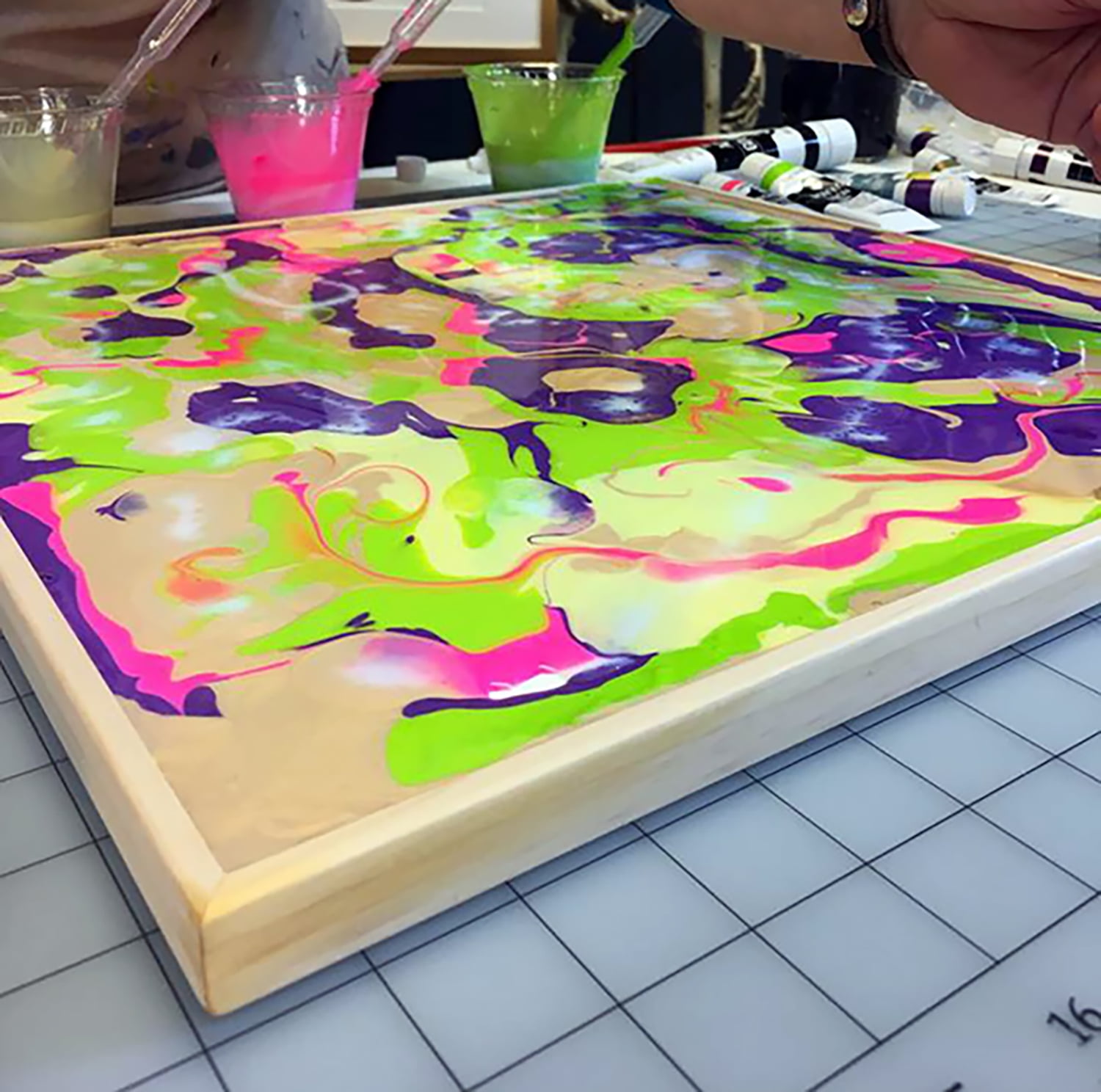 Da Vinci Pro Liquid Art Canvas Multi-Media Panels For High Flow Fluid Acrylics, Glazing Liquids, Pouring Mediums, Encaustics, Resin Paints, And Alcohol-Based Ink - [1.5" Deep, 18x24" Panel]