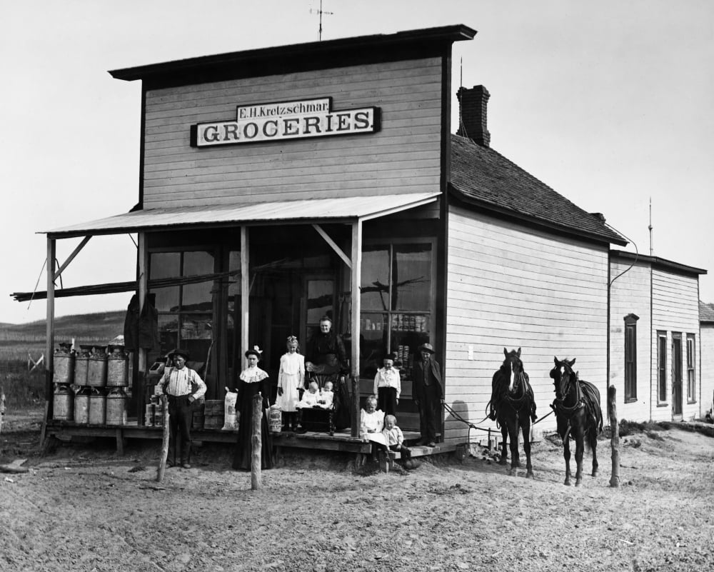 Nebraska Grocery StoreNthe EH Kretzschmar Grocery Store In Sartoria