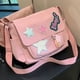thumbnail image 5 of Bolso Mensajero Lindo para Mujer Lienzo Con Apliques Letras Y Estrellas para Adolescentes Y Estudiantes (rosa), 5 of 9