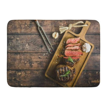 GODPOK Sliced Grilled Marbled Meat Steak Filet Mignon Seasonings Fork Wooden Cutting Board Space for Text Juicy Rug Doormat Bath Mat 23.6x15.7