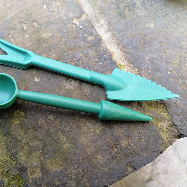 Suculentas Trasplante de plántulas Fertilizantes de plantador de jardín con kit de guantes de etiquetas Likrtyny Para estrenar