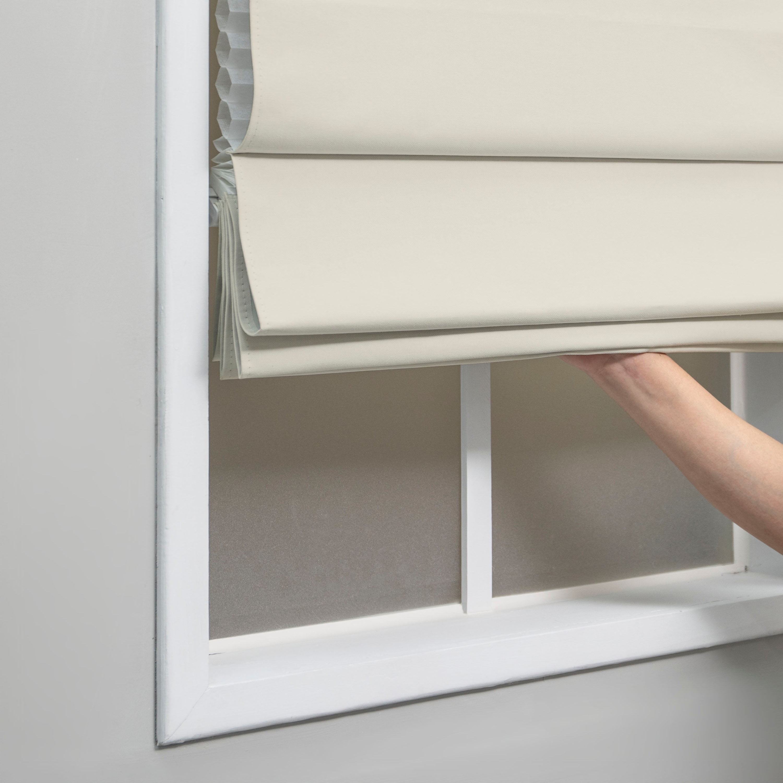 Regal Living Insulating Cordless Blackout Roman Shade, Ivory, 63W x 72L