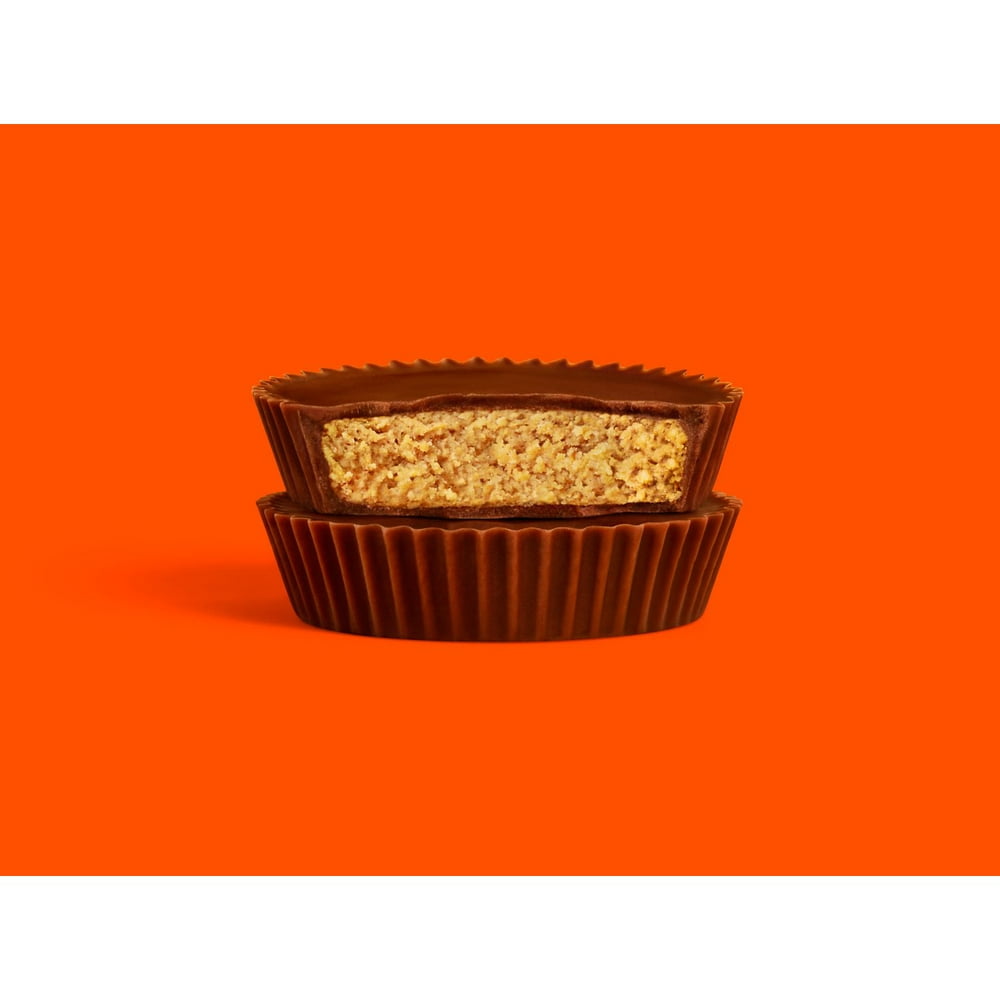 REESE'S, Milk Chocolate Peanut Butter Cups Candy, Bulk Candy, 1.5 oz ...