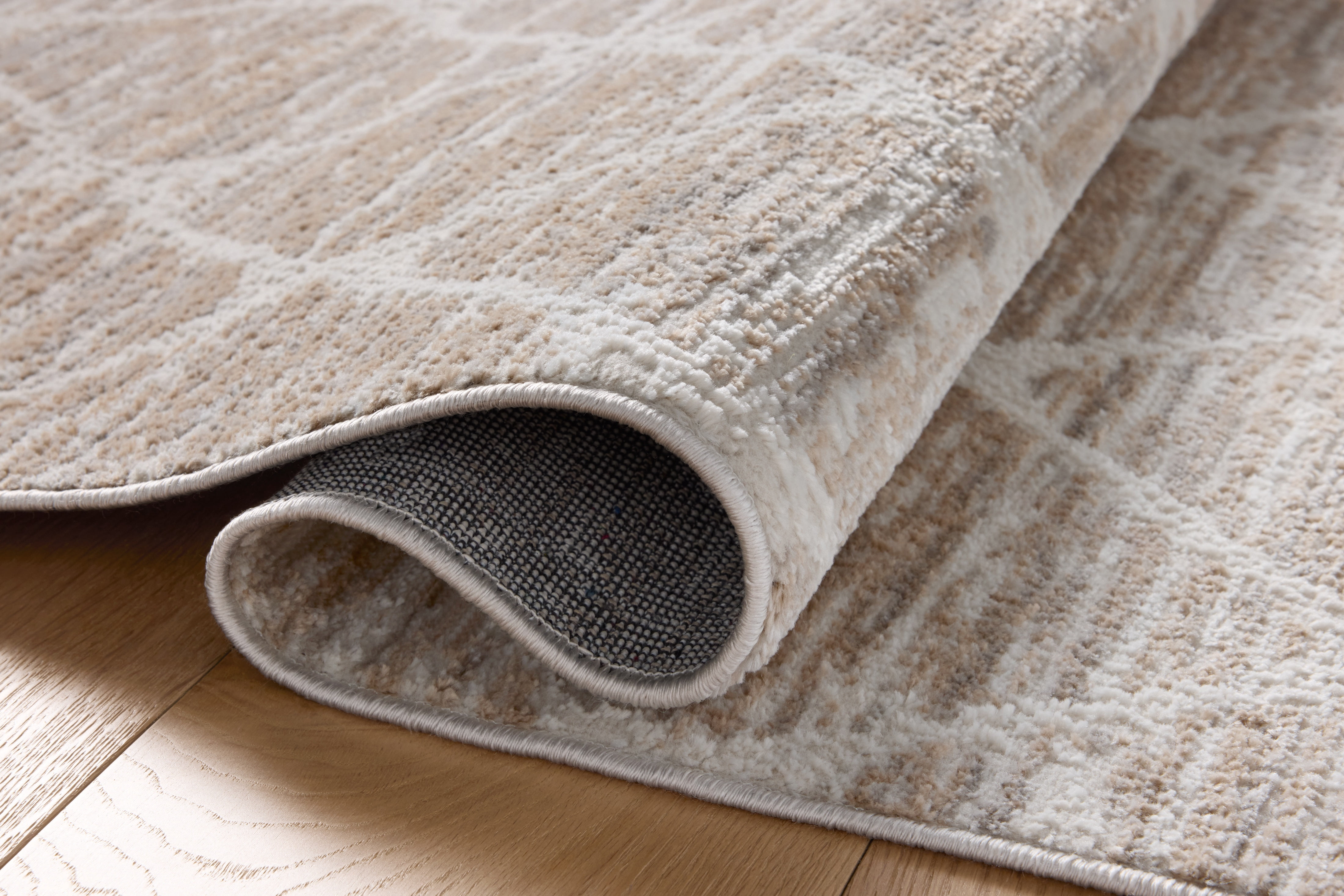 Loloi Townes Pebble / Beige 9'-2" x 13' Area Rug