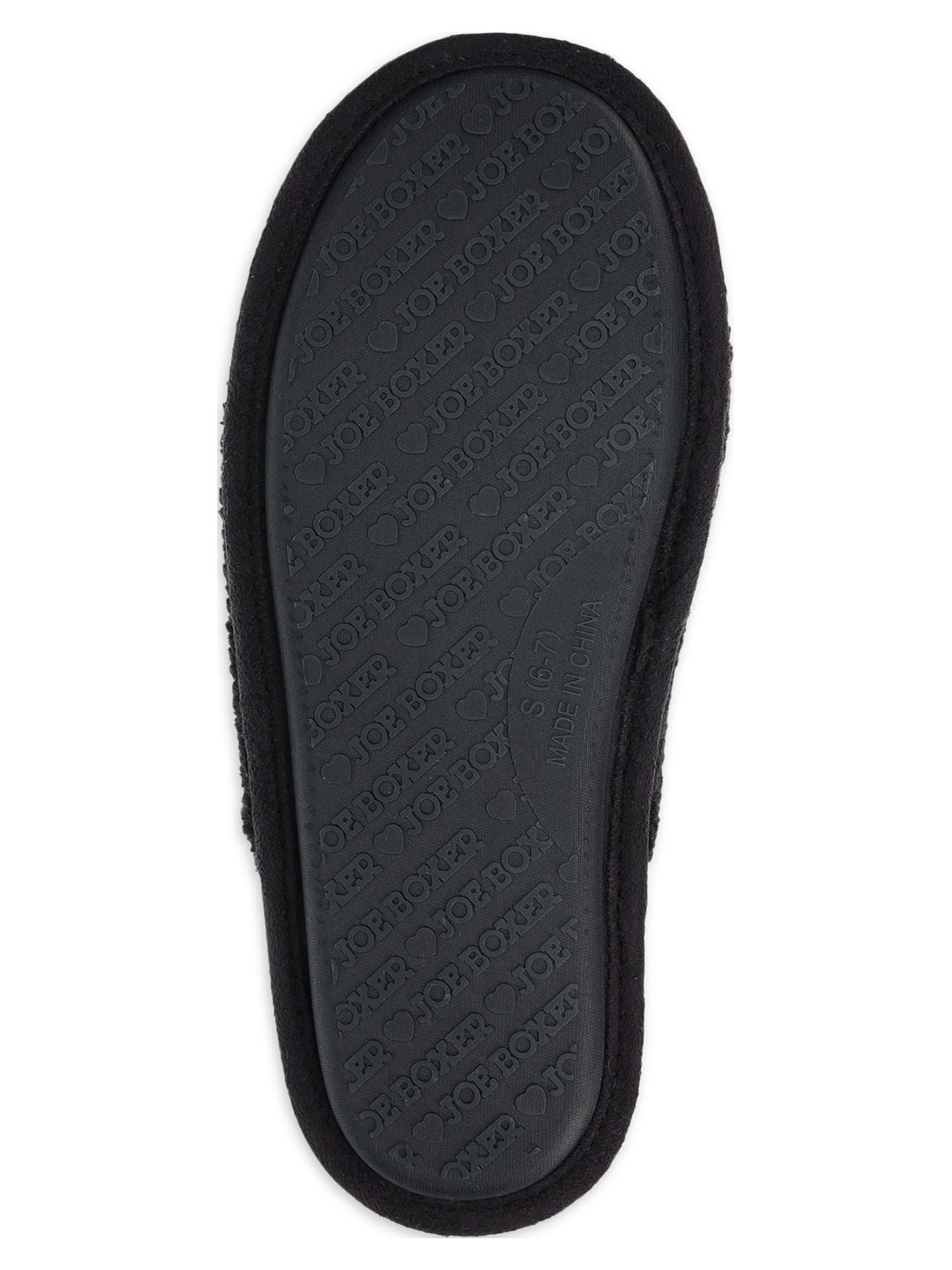 Joe Boxer Women's Smiley Face Slipper & Hat Gift Set