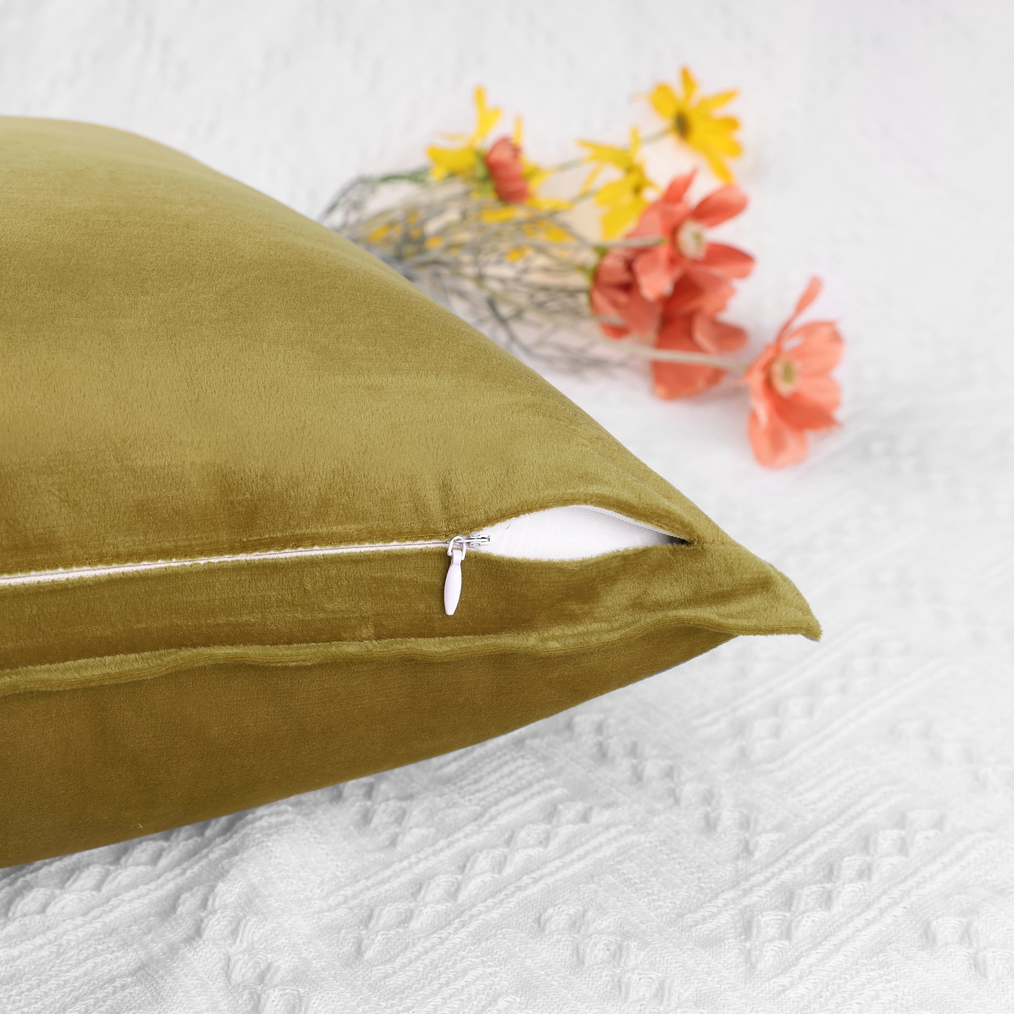 Unique Bargains Velvet Solid Throw Pillow Covers Decorative Cushion Covers (2 Count) Yellow 16" x 16"