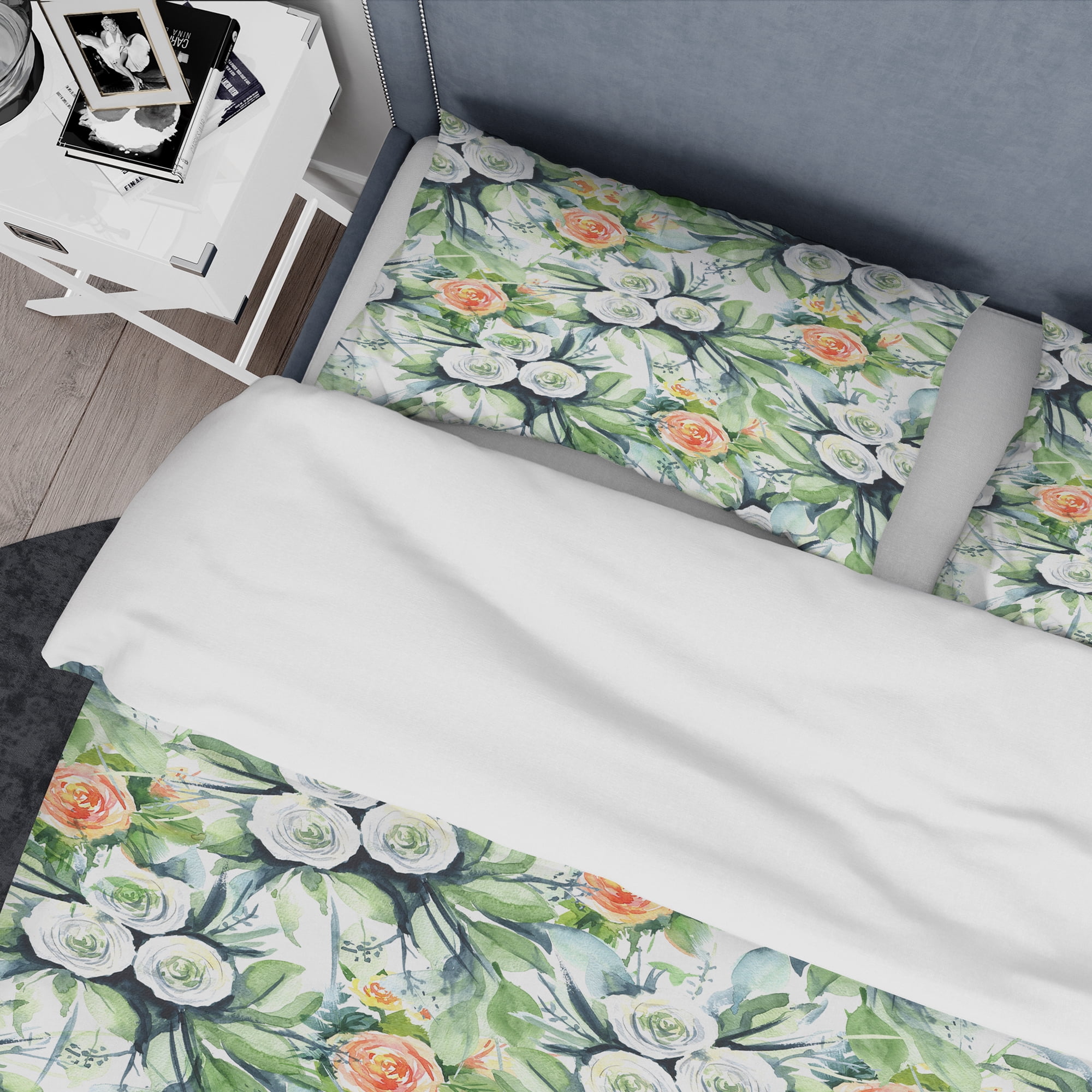 Designart 'Pattern with Flowers' Traditional Duvet Cover Set