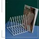 thumbnail image 2 of Estante de Soporte Triangular de Libros Sunnimix Blanco Organizador de Almacenamiento, 2 of 5