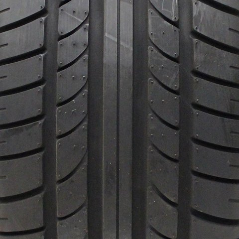 Pirelli P Zero Rosso Direzionale UHP 255/40ZR18 (95Y) Passenger Tire simolary.com 21 Pirelli P Zero Rosso Direzionale UHP 255/40ZR18 (95Y) Passenger Tire Simolary simolary.com 21