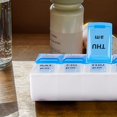 thumbnail image 3 of 7 días: pastillero para tomar medicamentos por la mañana y por la noche - No más olvidos de comprimidos 2 compartimentos: pastillero con 14 compartimentos para clasificar según AM (mañana), 3 of 5