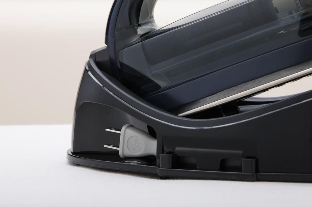 Fer à repasser sans fil Premium Panasonic - Marine, NIWL700A