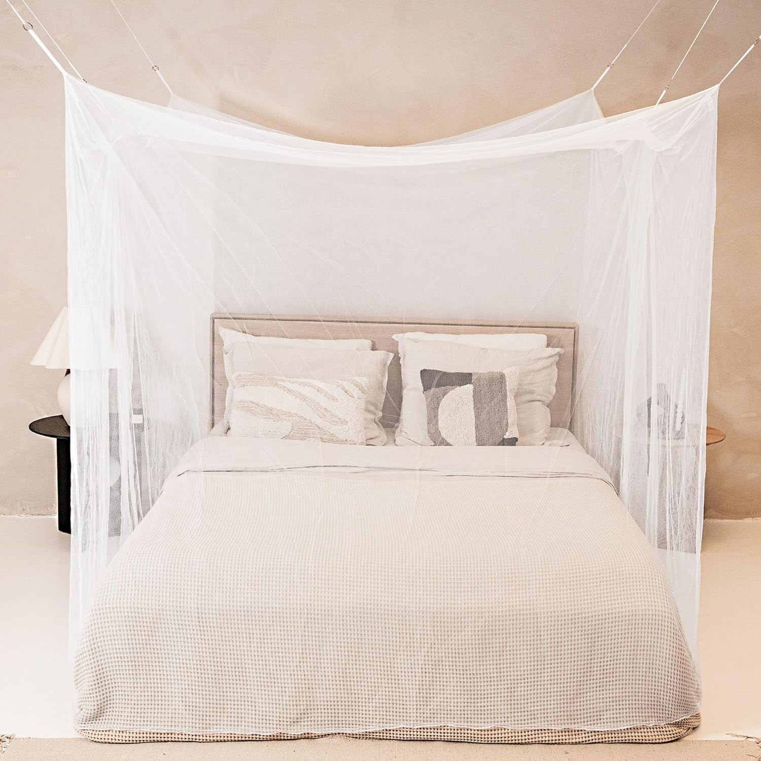 CAILDANL Mosquito Net for Single to King-Sized Beds – 2 Side Openings & 6 Hanging Loops – Decorative Rectangular Shape for Home & Travel – Bed Canopy Hanging Kit &