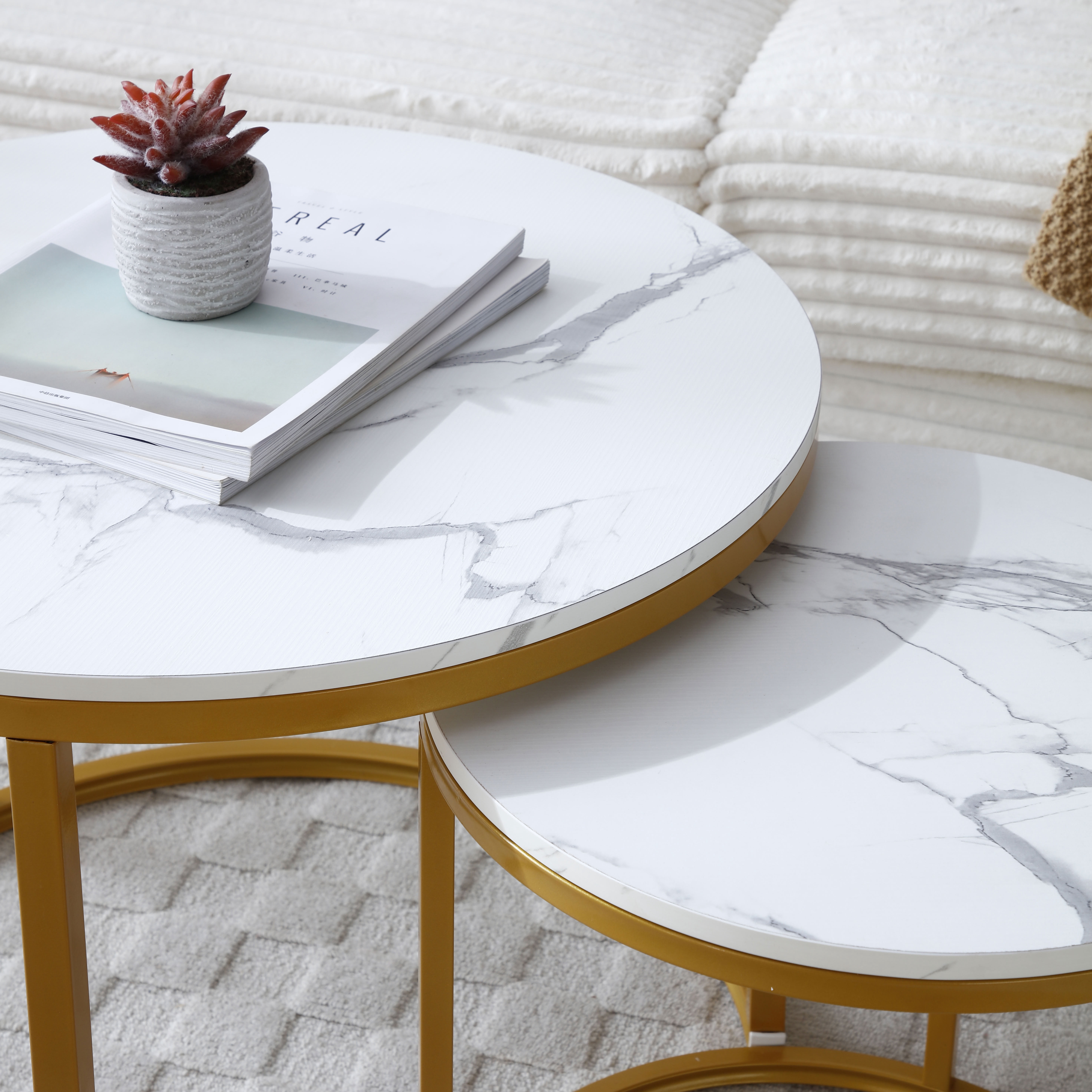 MAYEERTY Nesting Coffee Table Set of 2, Round Center Table with Metal Frame, Space Saving Accent Side Table for Living Room Bedroom Small Apartment