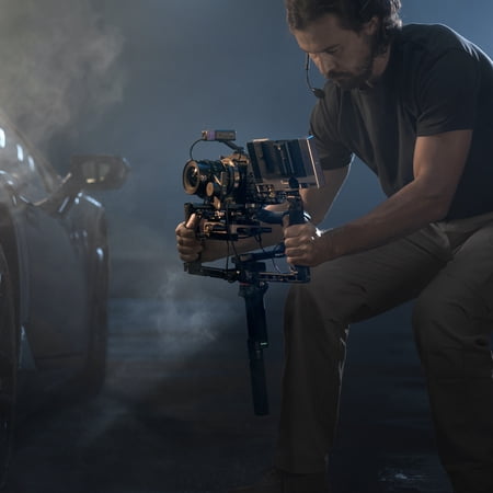 ジンバル カメラ スタビライザー DJI RS 4 Pro カメラ 積載量4.5kg　縦向き撮影 プログレード安定化性能 DJI Ronin Stabilizers 4 Pro