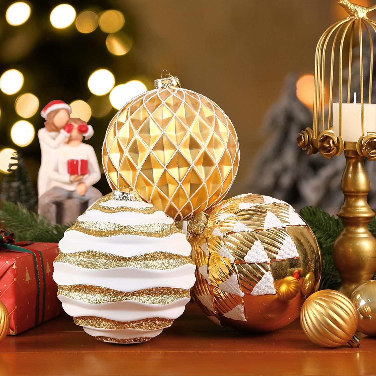 6"/150mm Large Christmas Ball Ornaments, 4Pcs Christmas Tree Decor, Shatterproof Hanging Decorations with Hooks, White & Silver Baubles for Xmas Tree, Wedding, Holiday and Party Decor