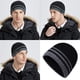 thumbnail image 4 of Gorro de invierno cálido de punto con puños lisos y estilo trineo, 4 of 5