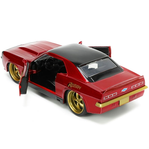Batman 69 Chevy Camaro 1:32 Vehicle and Robin Figure