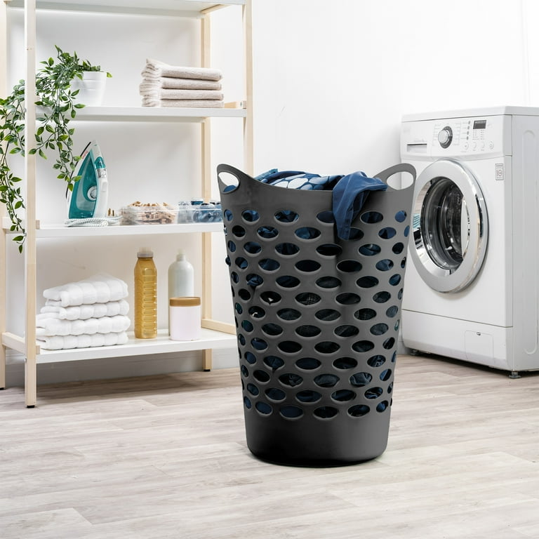 ●BLACK MENAGERIE MEN-02 Menagerie Forest BLACK | Loloi Rugs