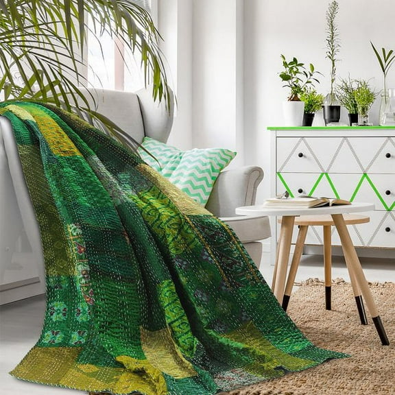 Vinsan Home Indian Handmade Kantha Quilted Vintage Kantha Silk Quilt Boho Indian Patchwork Coverlet Throw Bedspread Blanket Bedcover Bedding Home Decorative Gudri Green Color Queen Size 90" x 108"