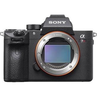 Sony Alpha a6000 Mirrorless Interchangeable-lens Camera w/ 16-50mm